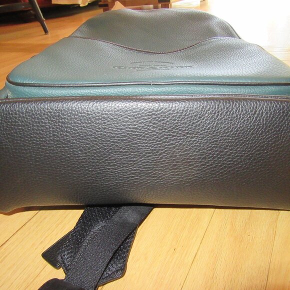 COACH PEBBLED LEATHER BACKPACK/EMBOSSED/GREEN & BLACK/HANG TAG! - Picture 7 of 13